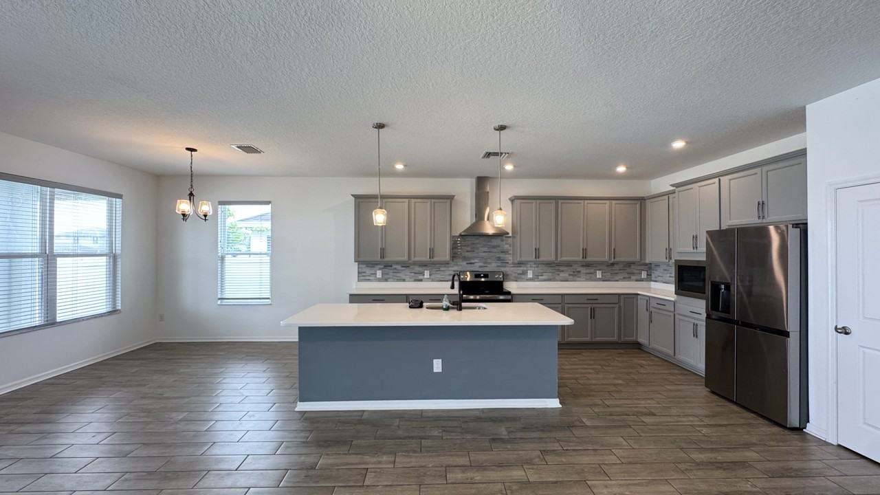 484 Old Windsor Way #1 - Photo 5 of 43