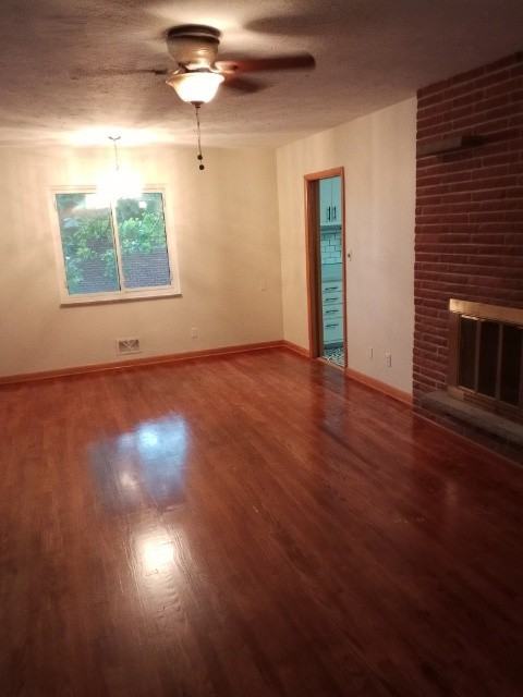 690 Gordon Dr #1 - Photo 3 of 6