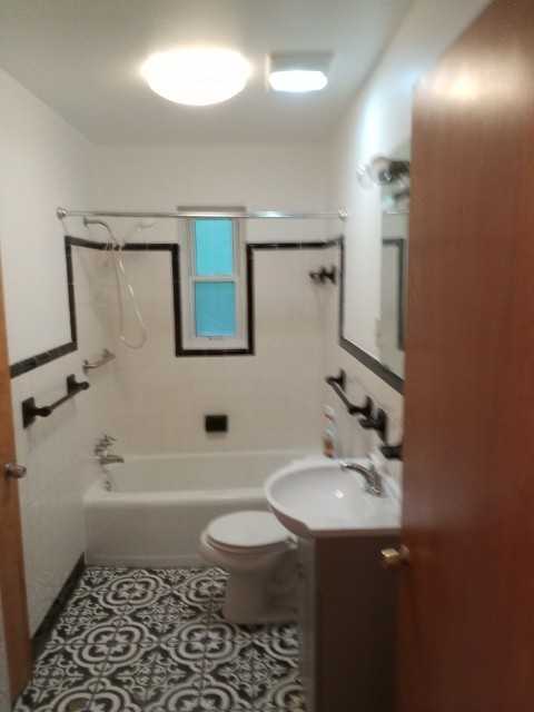 690 Gordon Dr #1 - Photo 4 of 6