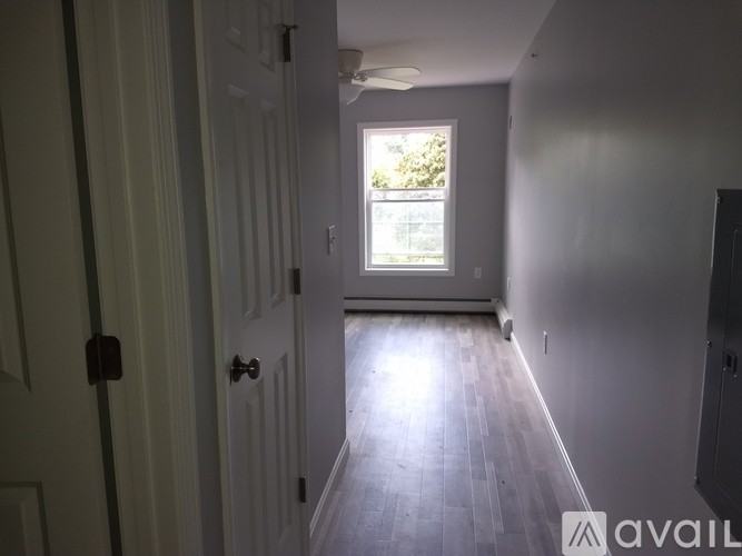 7 Sherman Circle #304 - Photo 4 of 8