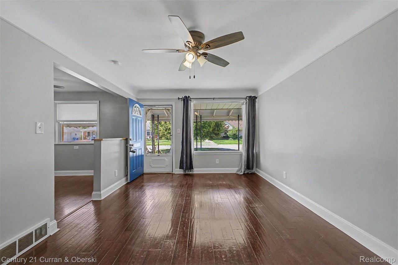 5375 Mayfair St - Photo 5 of 31