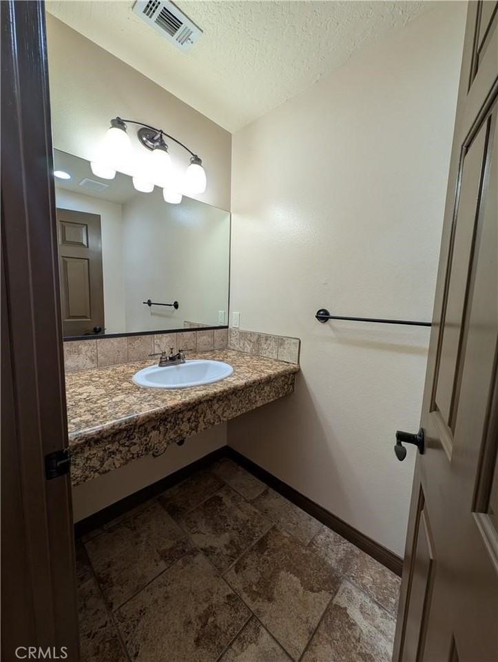 27160 Vista Rd - Photo 7 of 12