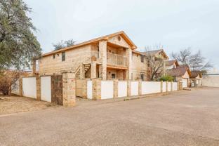 607 Gale St Apt 3 #Apt 3 - Photo 1 of 1