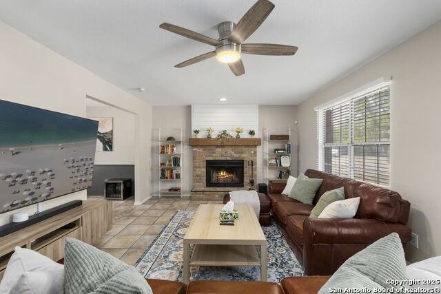 7306 Park West Dr - Photo 2 of 32