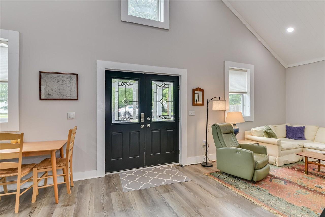 116 Edgefield Ave Nw - Photo 6 of 37