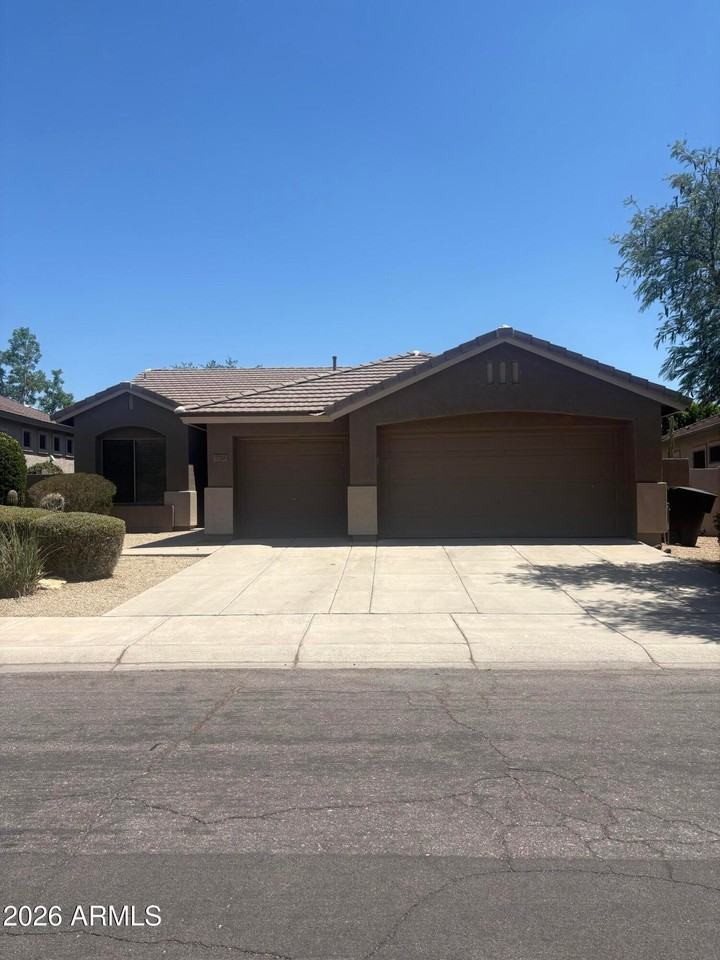 7729 E Tailspin Ln - Photo 2 of 33