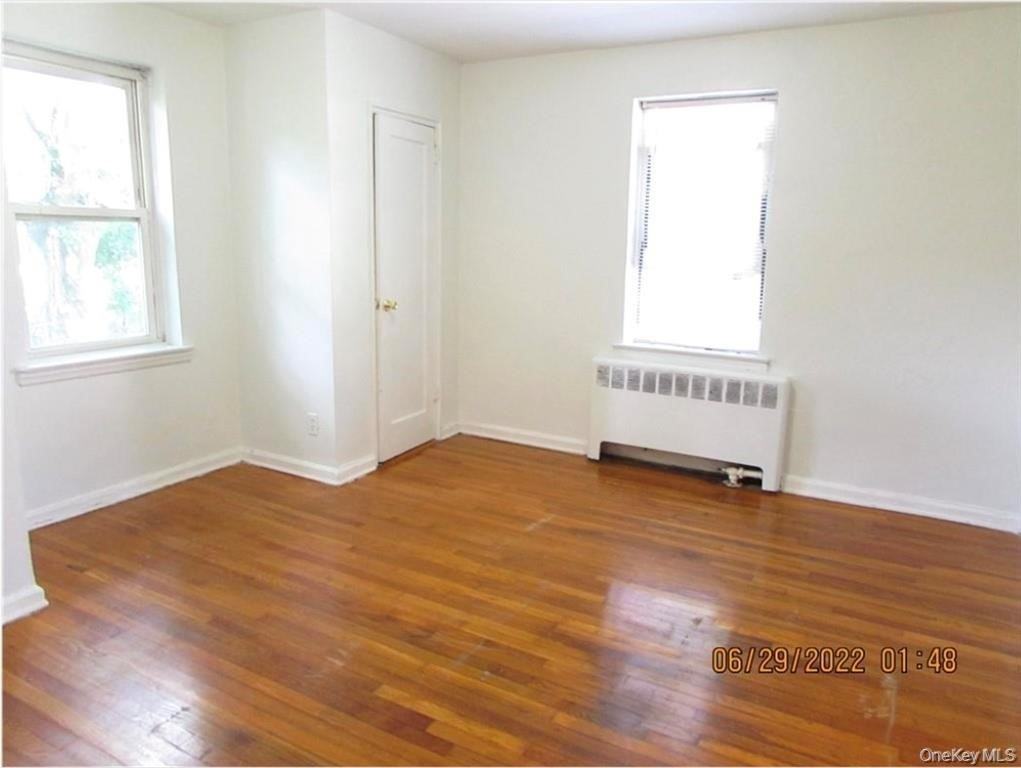 1531 Central Park Ave - Photo 3 of 4