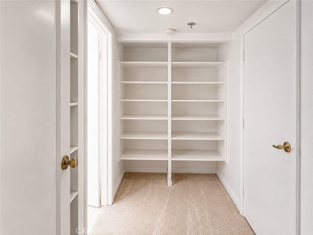 10660 Wilshire Blvd - Photo 7 of 15