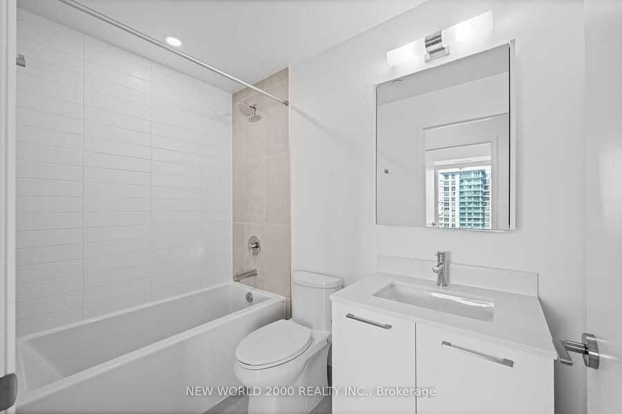 101 Roehampton Ave - Photo 5 of 11