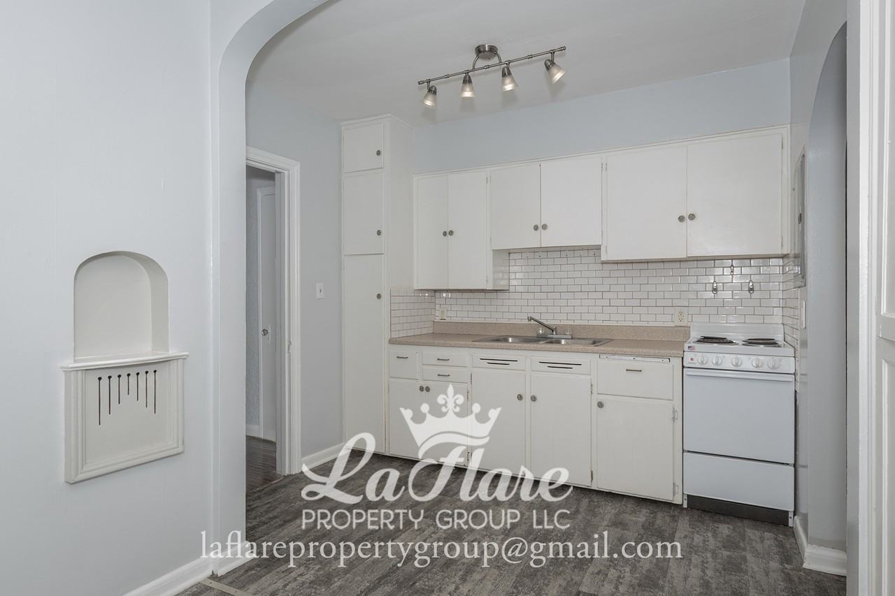 3538 Maxwell Rd #2 - Photo 4 of 12