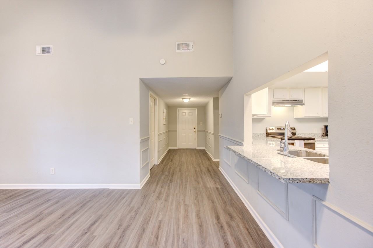 4106 California St #1 - Photo 3 of 21