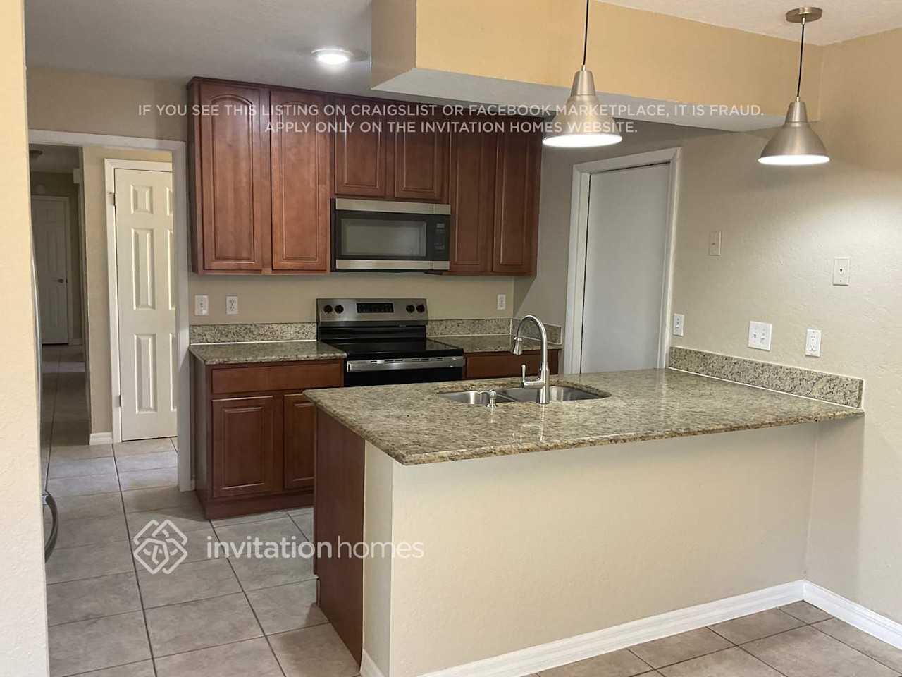4322 Playa Ct - Photo 4 of 14