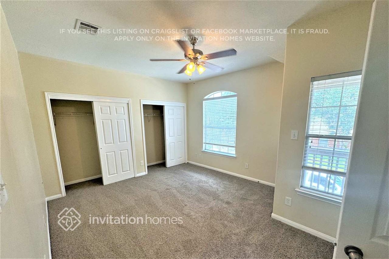 6348 Austinville Dr - Photo 2 of 5