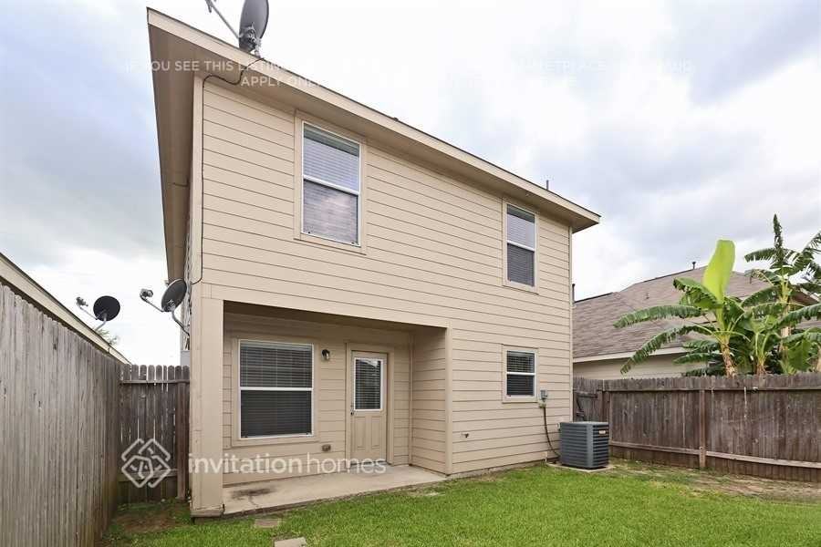 6348 Austinville Dr - Photo 3 of 5