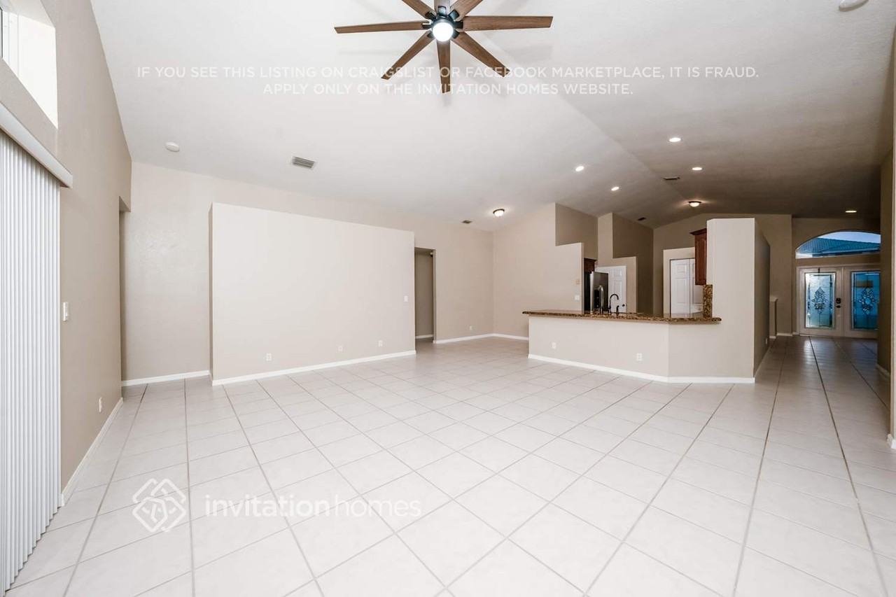 3573 Moon Bay Cir - Photo 5 of 17