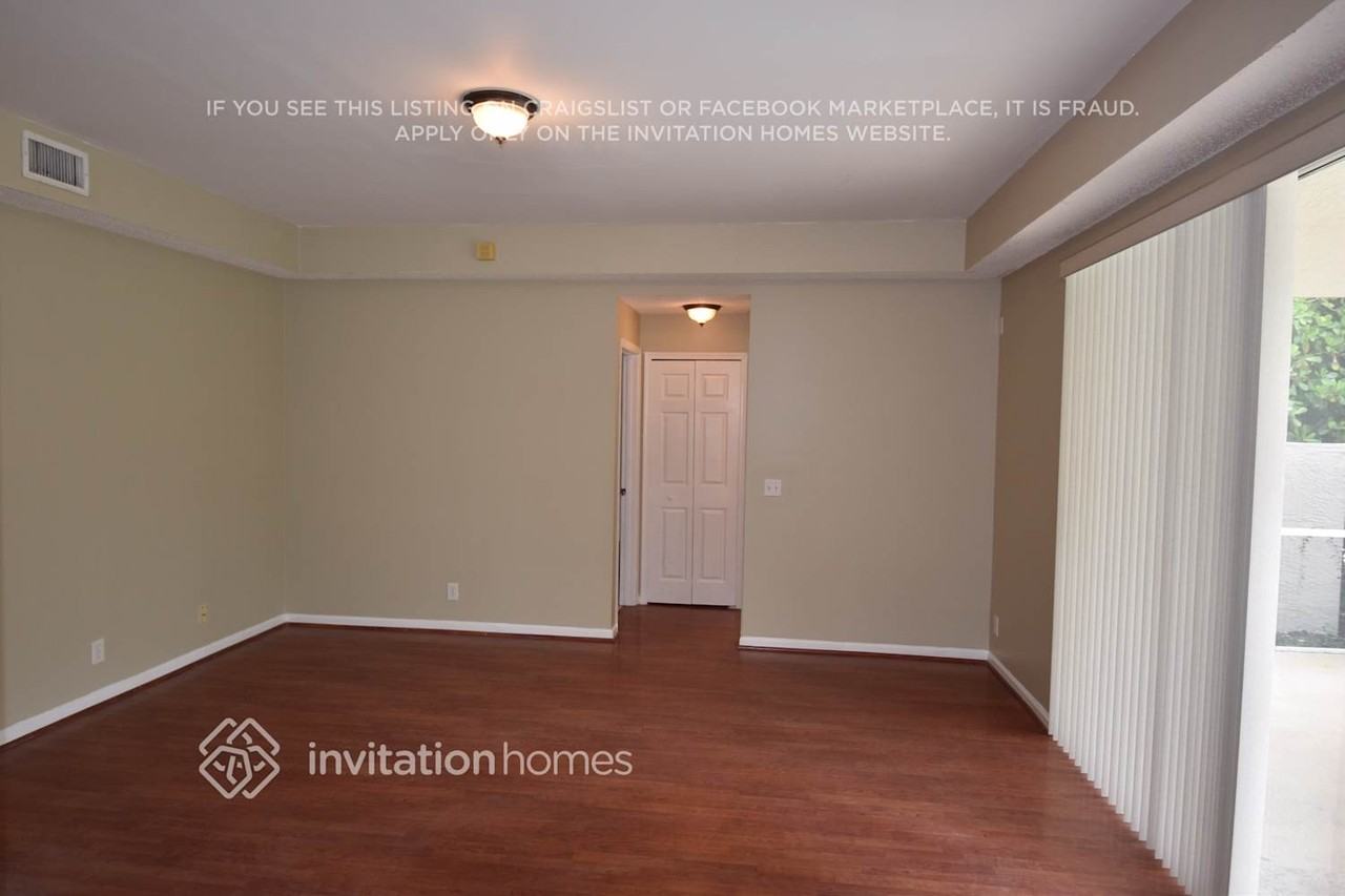 15062 Oak Chase Ct - Photo 3 of 14