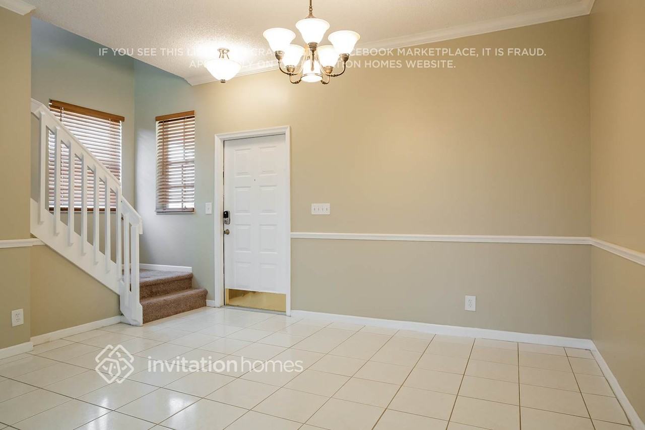 7697 Springfield Lake Dr - Photo 6 of 21