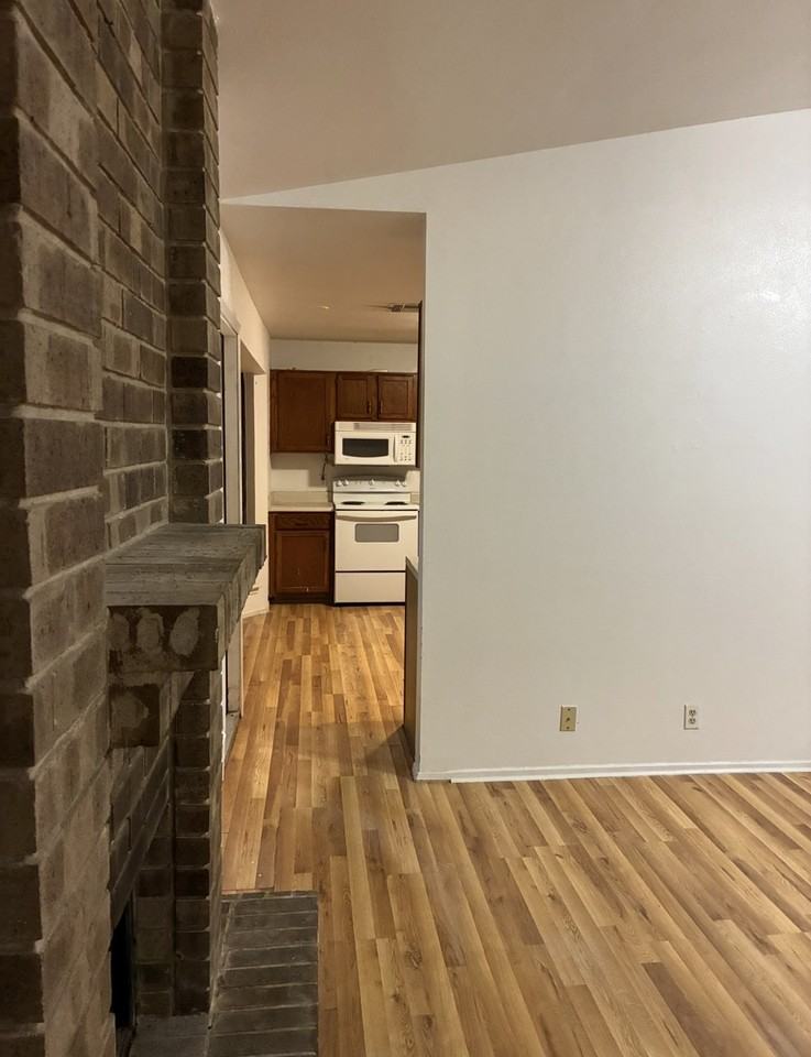 6801 Roseland Dr #1 - Photo 5 of 7