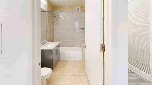Water St & Hanover Square #4a - Photo 5 of 6