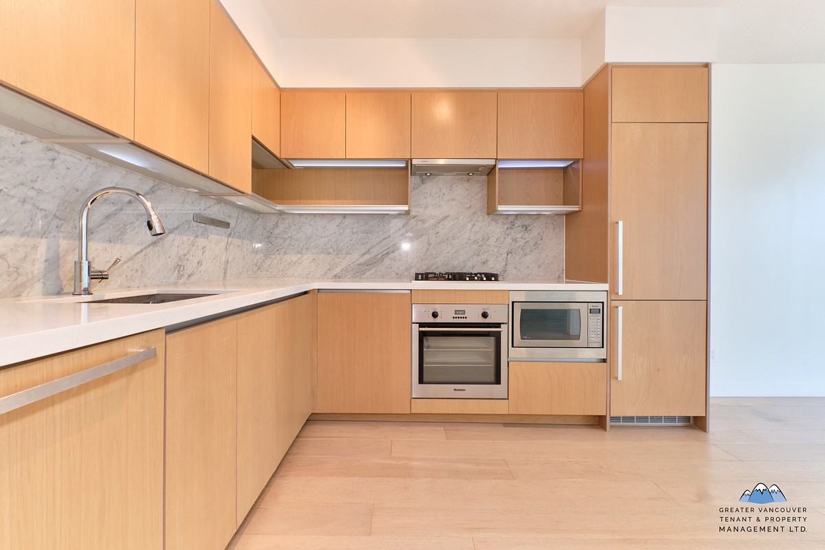 6588 Nelson Ave - Photo 2 of 24