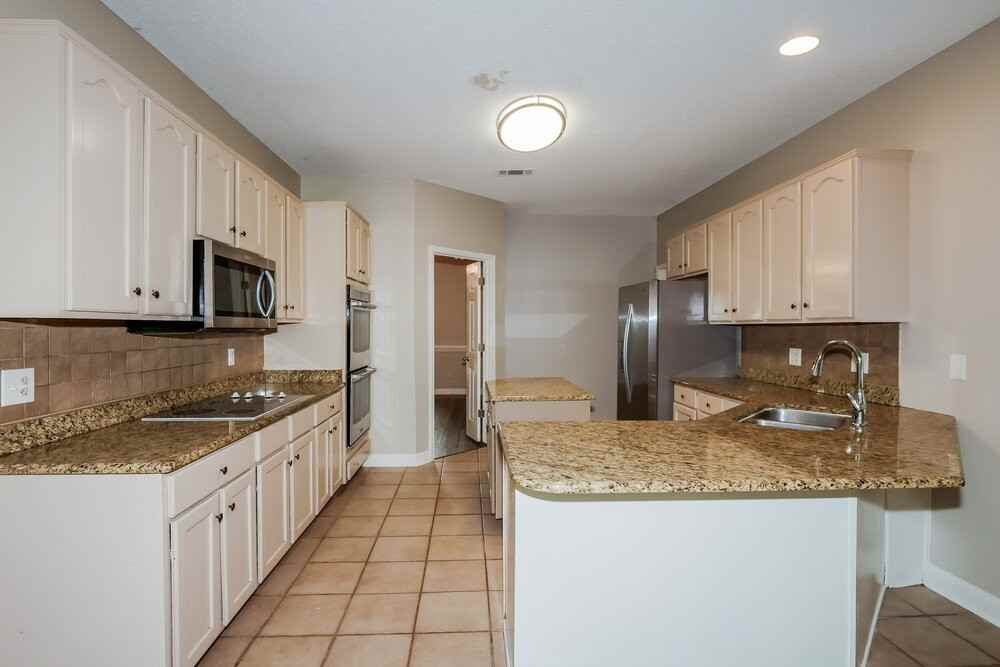 8895 Linell Cv - Photo 7 of 17