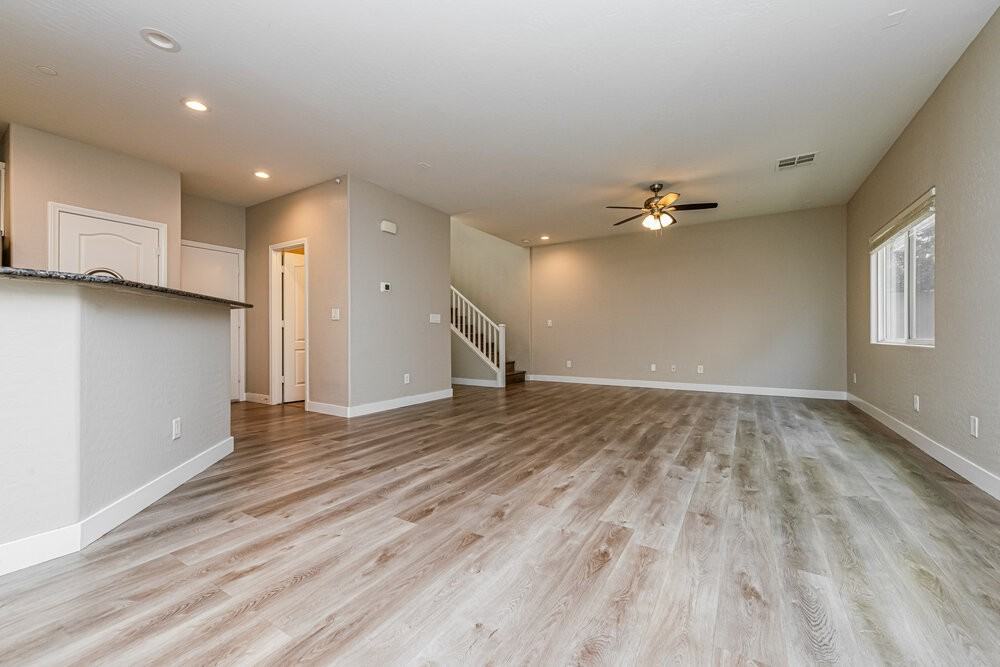 6209 Govett Crescent Ct - Photo 6 of 17