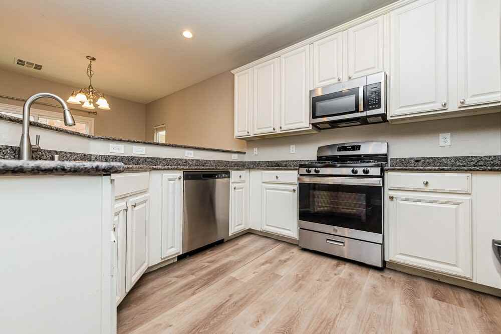 6209 Govett Crescent Ct - Photo 7 of 17
