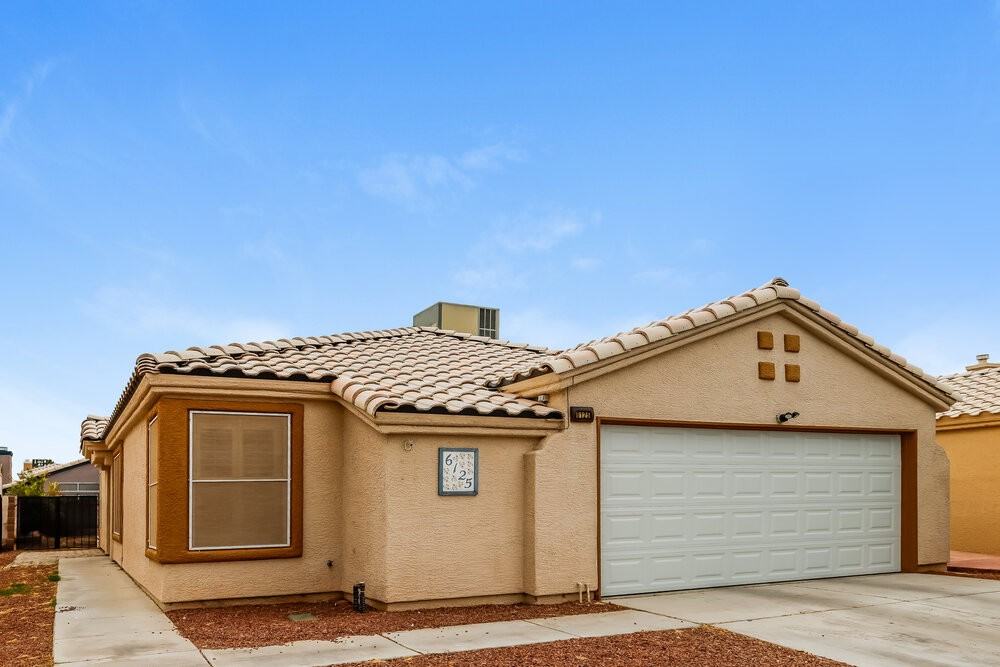 6125 Wild Berry Dr - Photo 3 of 16