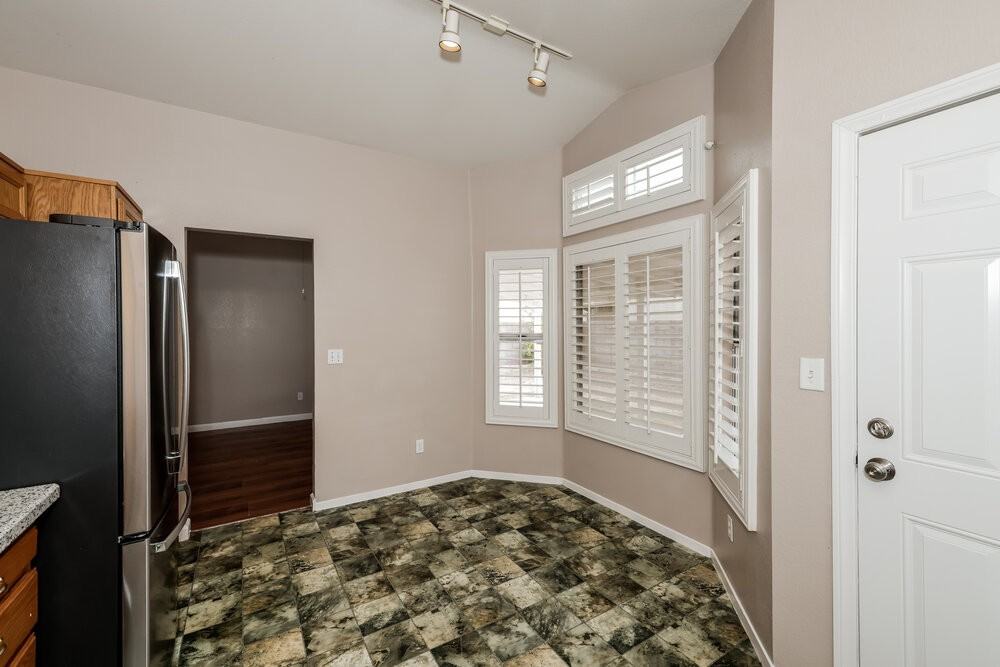 6125 Wild Berry Dr - Photo 7 of 16