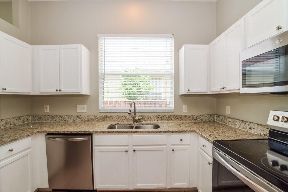 1125 Cherry Valley Way - Photo 6 of 16