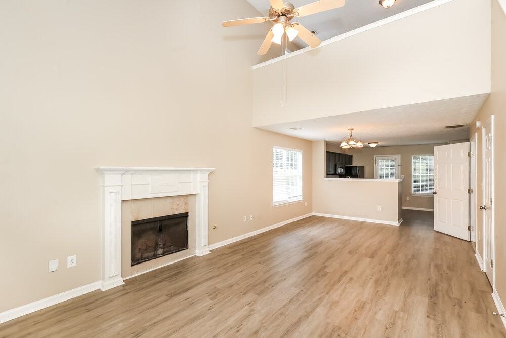 501 St Charles Ave - Photo 5 of 17