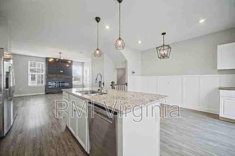 905 Hornswaggle Way - Photo 5 of 40