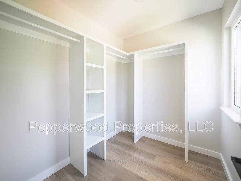 933 Ansel St - Photo 6 of 21