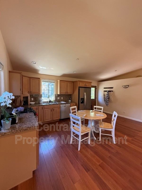540 Evergreen Rd #ADU - Photo 7 of 18