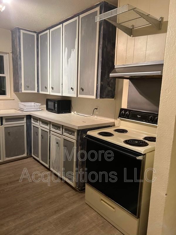 1435 S Rusk St - Photo 5 of 10