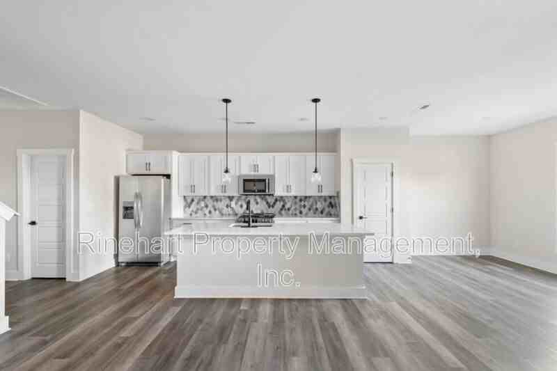 632 Melville Dr - Photo 6 of 17