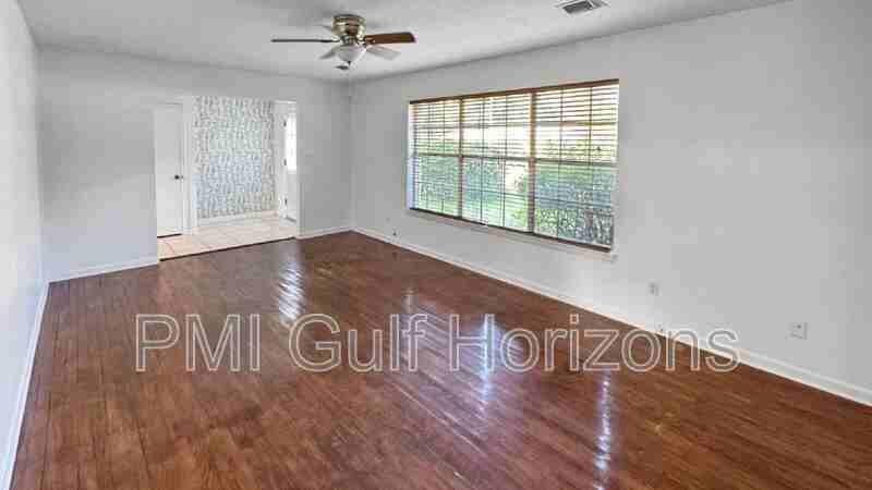 8053 Malibu Cir - Photo 5 of 18