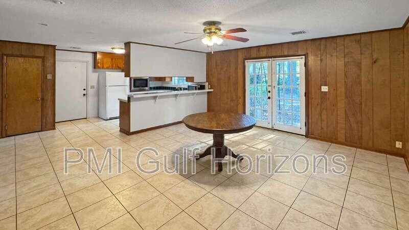 8053 Malibu Cir - Photo 7 of 18