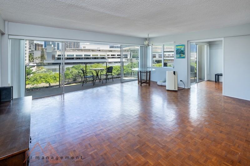1645 Ala Wai Blvd #707 - Photo 5 of 21