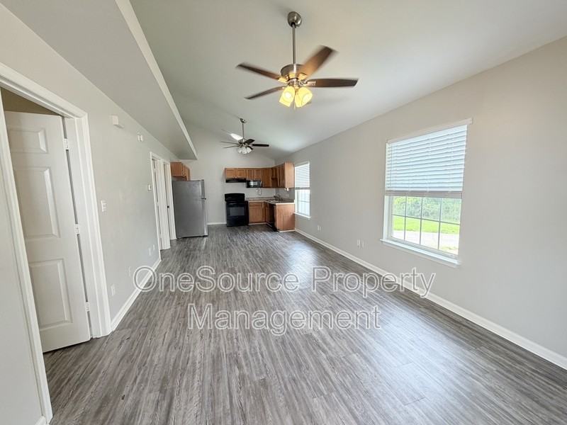 1705 S Calhoun St - Photo 4 of 16