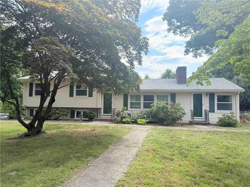 121 Greenwich Ave - Photo 2 of 19