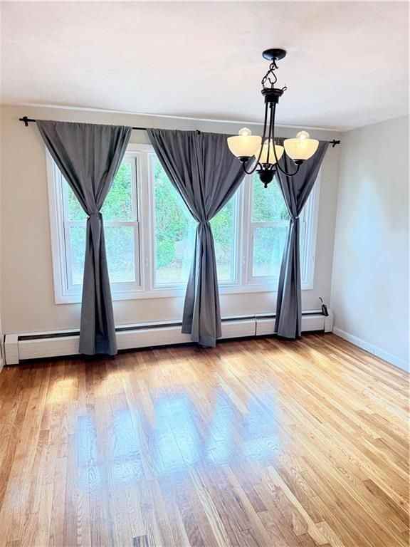 121 Greenwich Ave - Photo 5 of 19