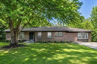 905 Lynndale Ln - Photo 1 of 1