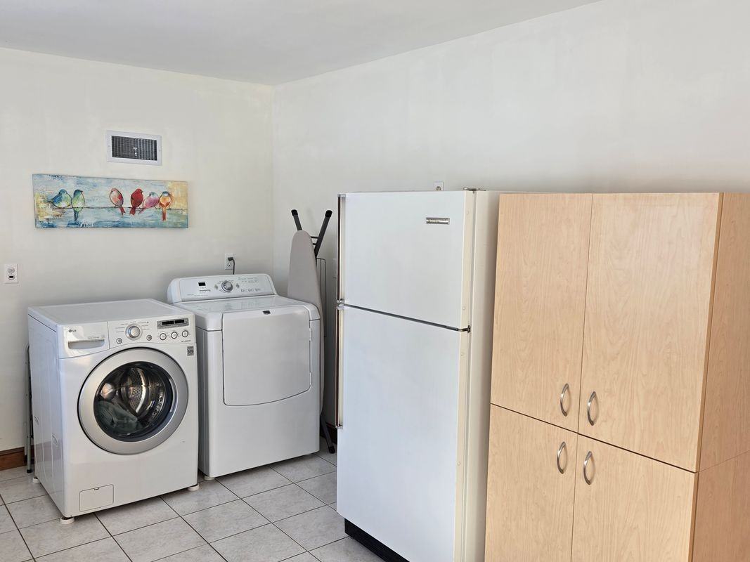 74 Indian Hill Ave - Photo 6 of 12