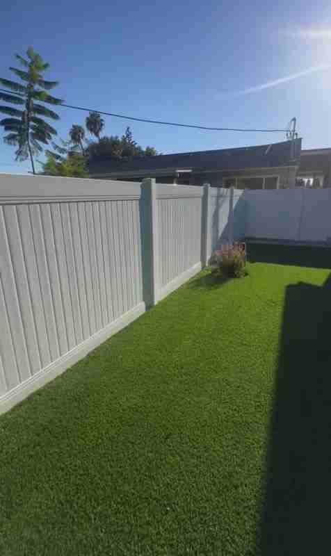 10904 Darby Ave - Photo 2 of 10