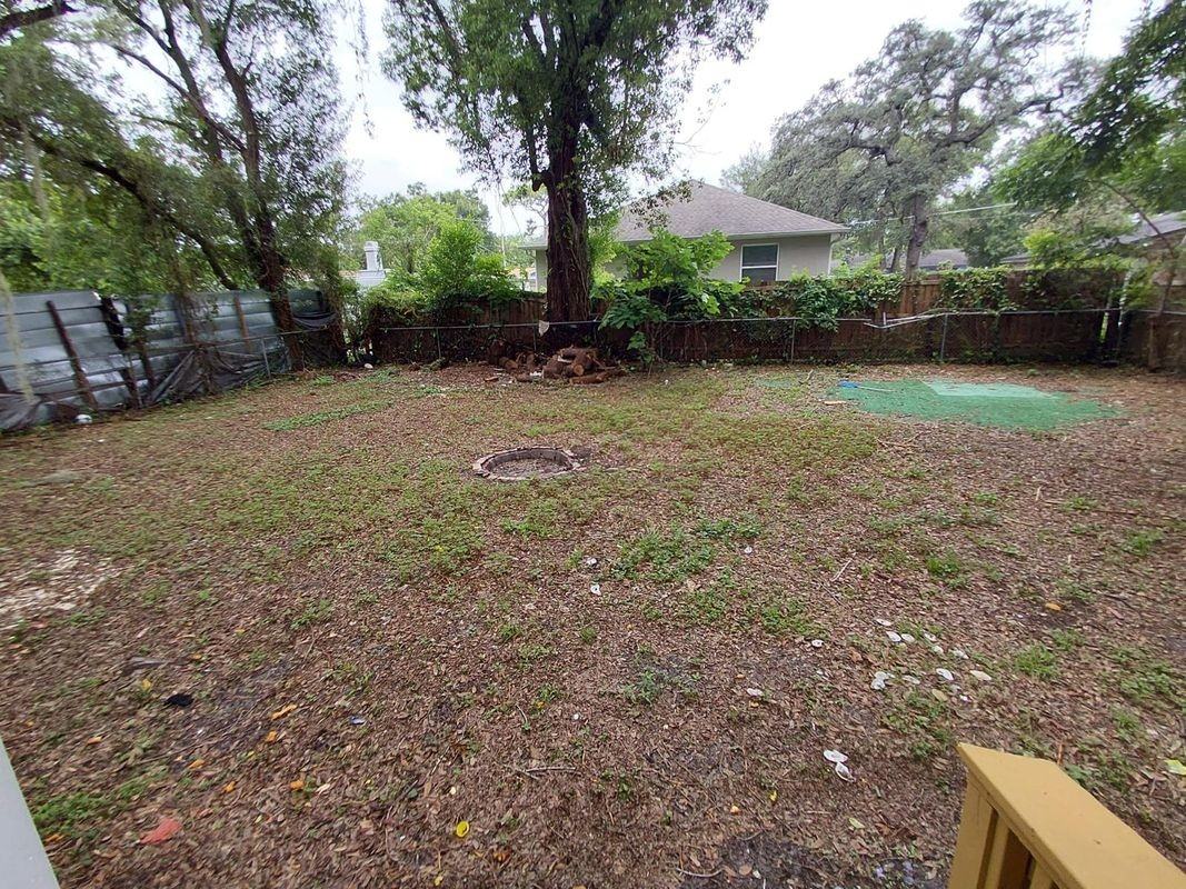 9616 N 11th St - Photo 3 of 11