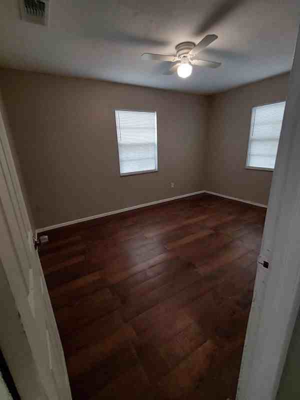 9616 N 11th St - Photo 7 of 11
