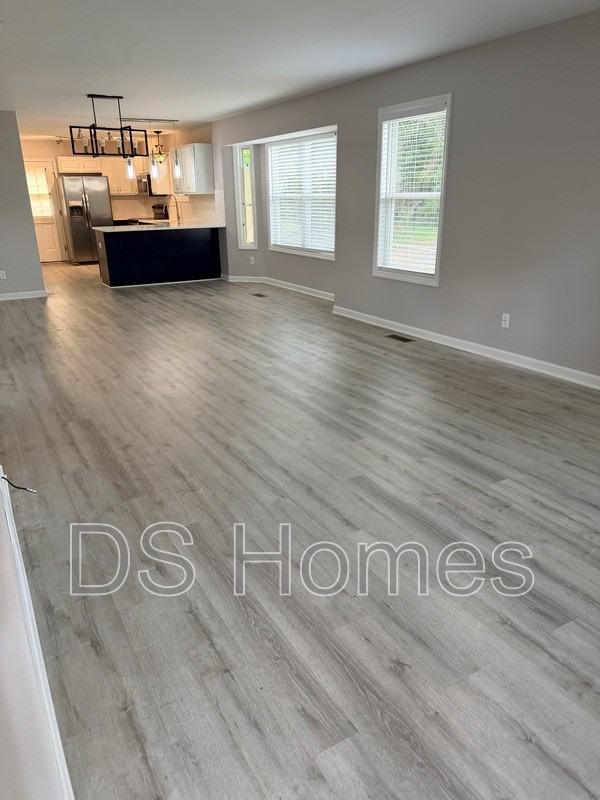 1028 Kent St - Photo 6 of 24