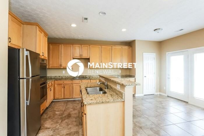 200 Waterfall St Sw - Photo 4 of 17