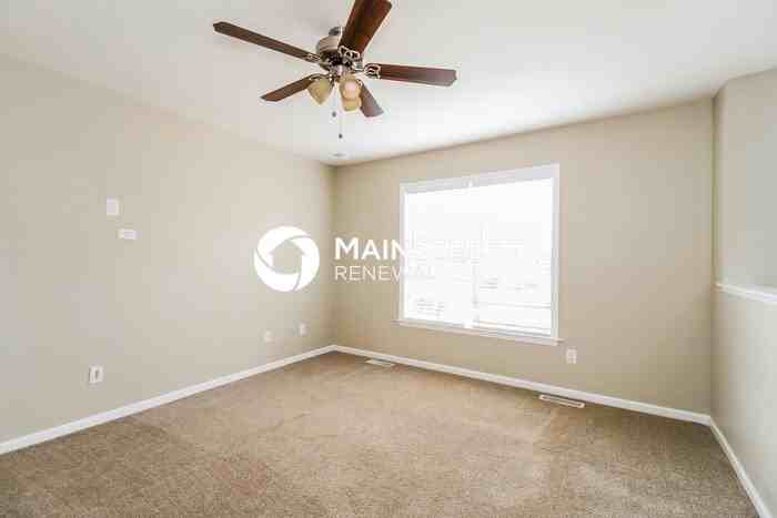 110 Braeburn Dr - Photo 4 of 17